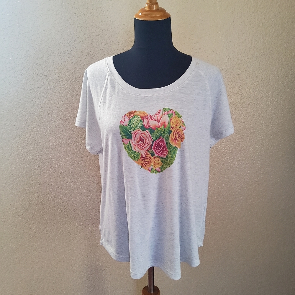 Cabi Knit Floral Heart Top M Grey New - Picture 2 of 7